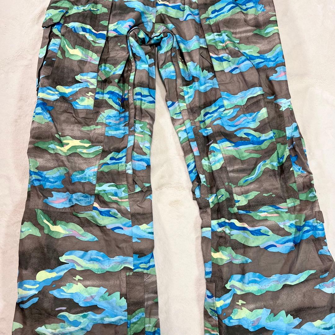 BURTON GORE-TEX 迷彩 スノーボードパンツ　2Lサイズ
