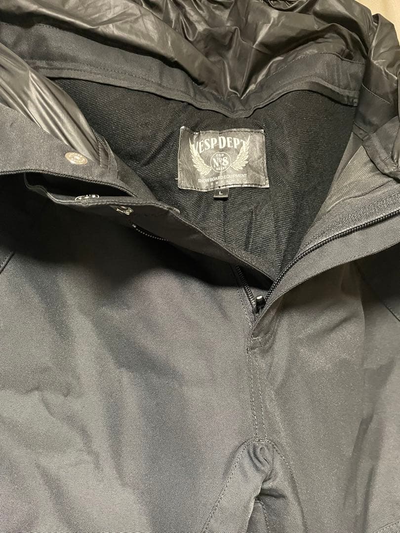 スノボウェア上下Lサイズ　上BONFIRE 下VESP