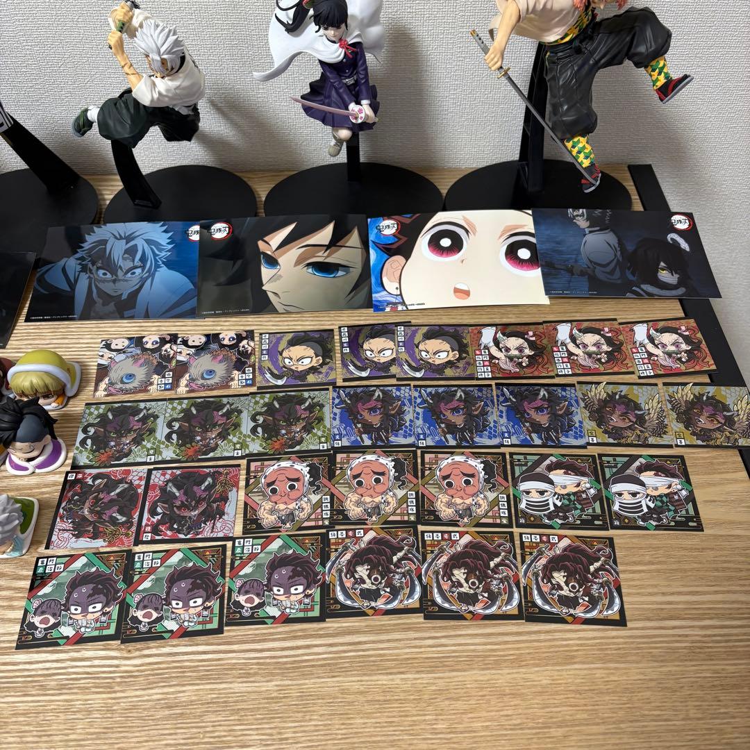 鬼滅の刃　グッズまとめ売り　フィギュア　カード　にふぉるめ