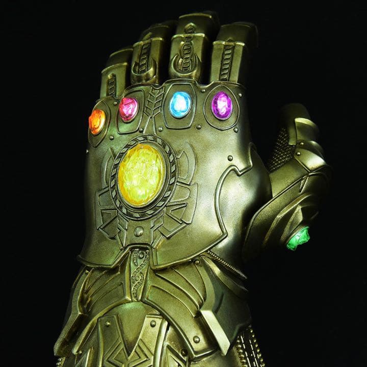 【値下げ】ホットトイズライフサイズ1/1スケール インフィニティ・ガントレット