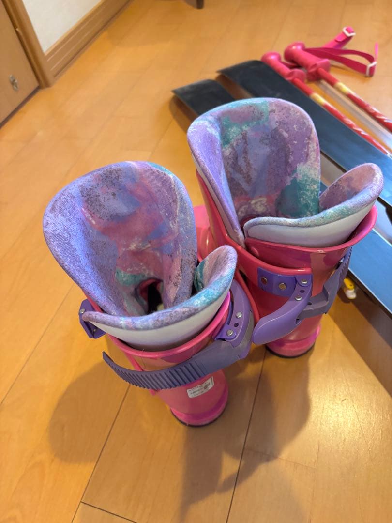 SWALLOWのスキーセット