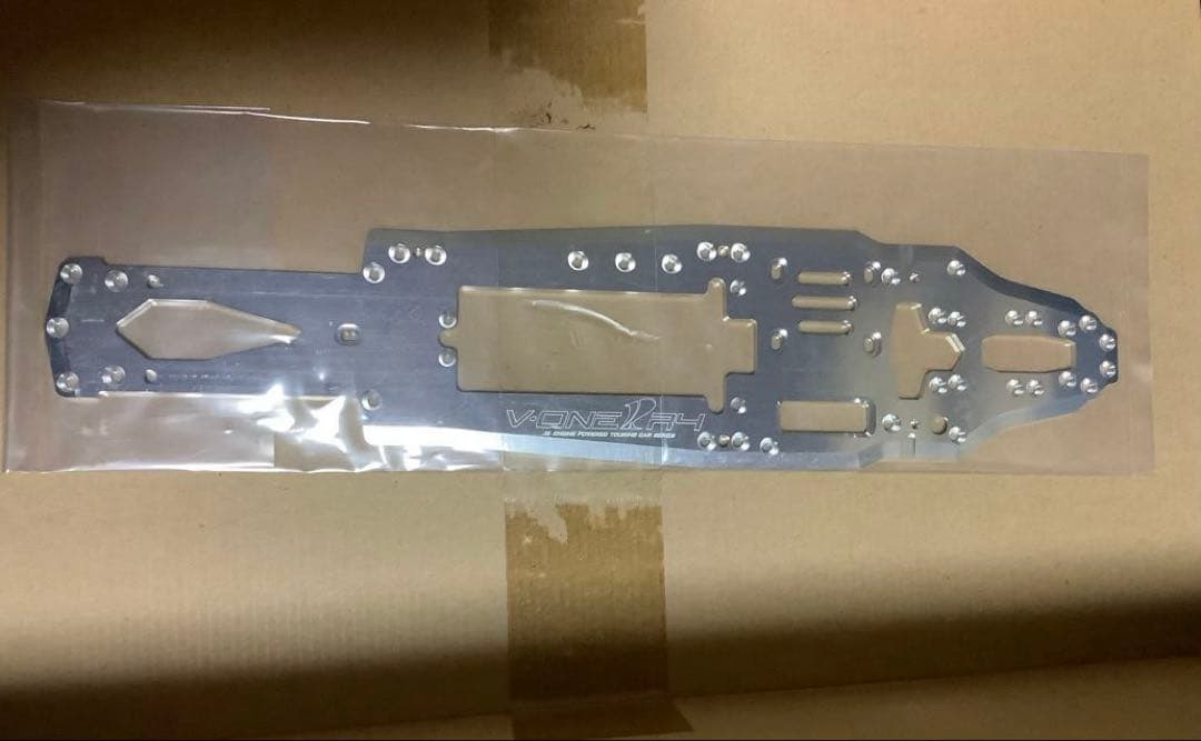 未組立て　京商　V-ONE R4 31265 KYOSHO