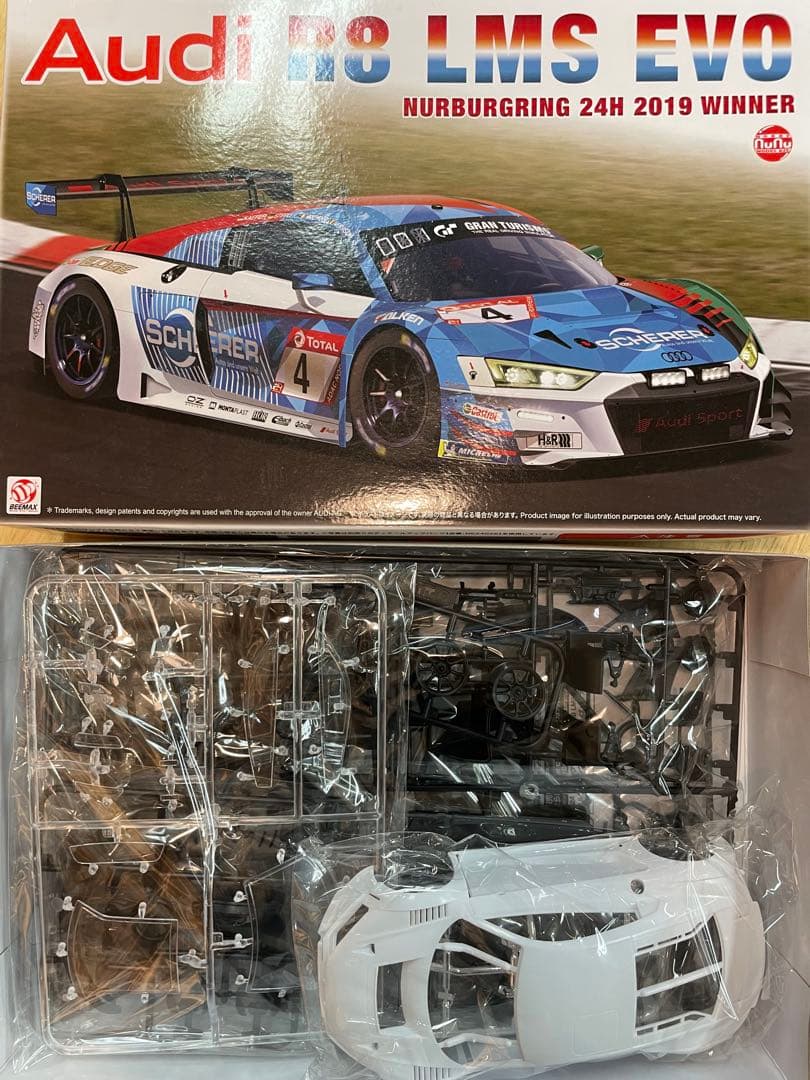 BEEMAX nunu 1/24Audi R8 LMS EVO 2019優勝