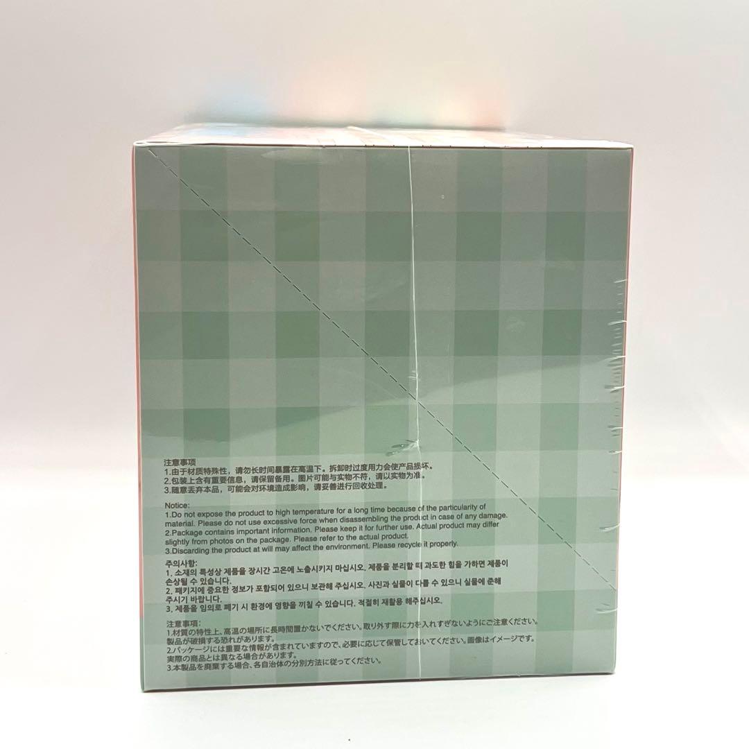 【正規品】CRYBABY カードホルダー　未開封BOX