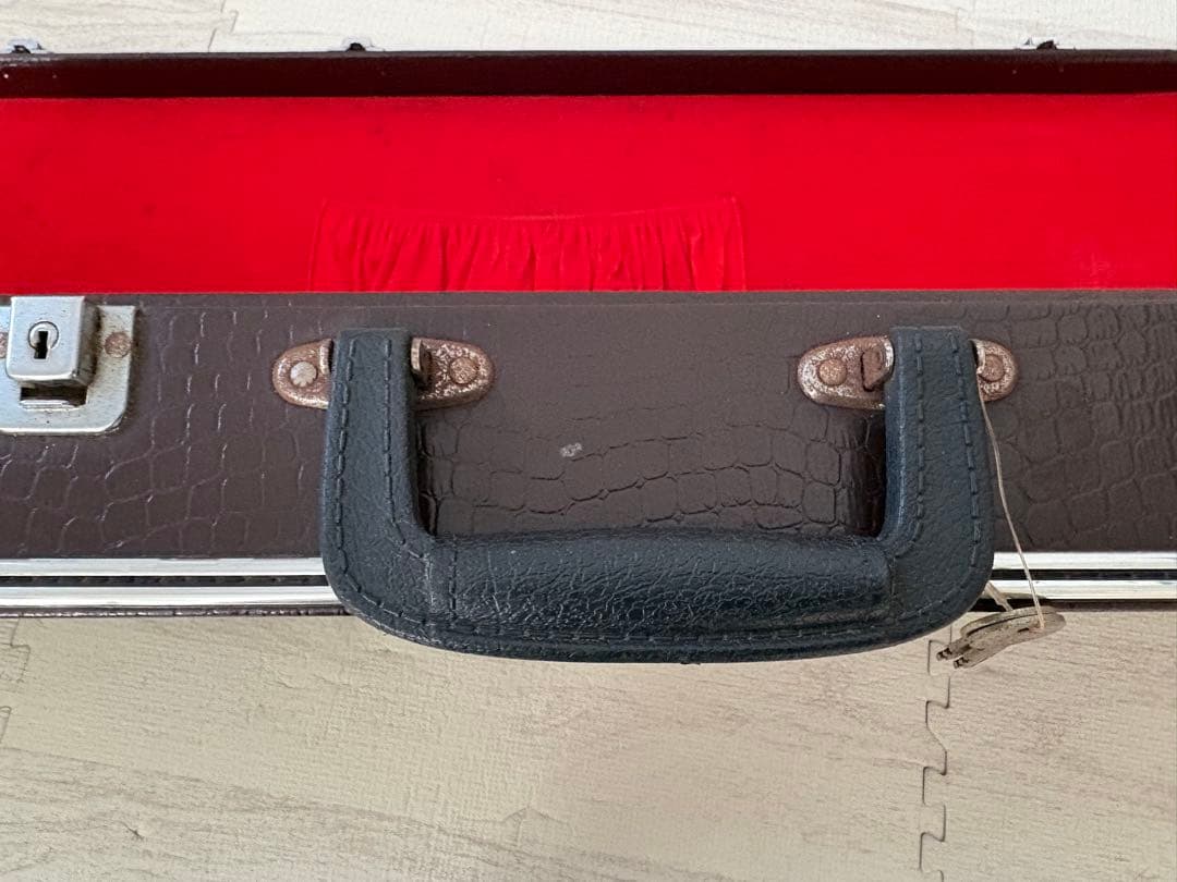 三線 本体 専用ハードケース付き　人口皮