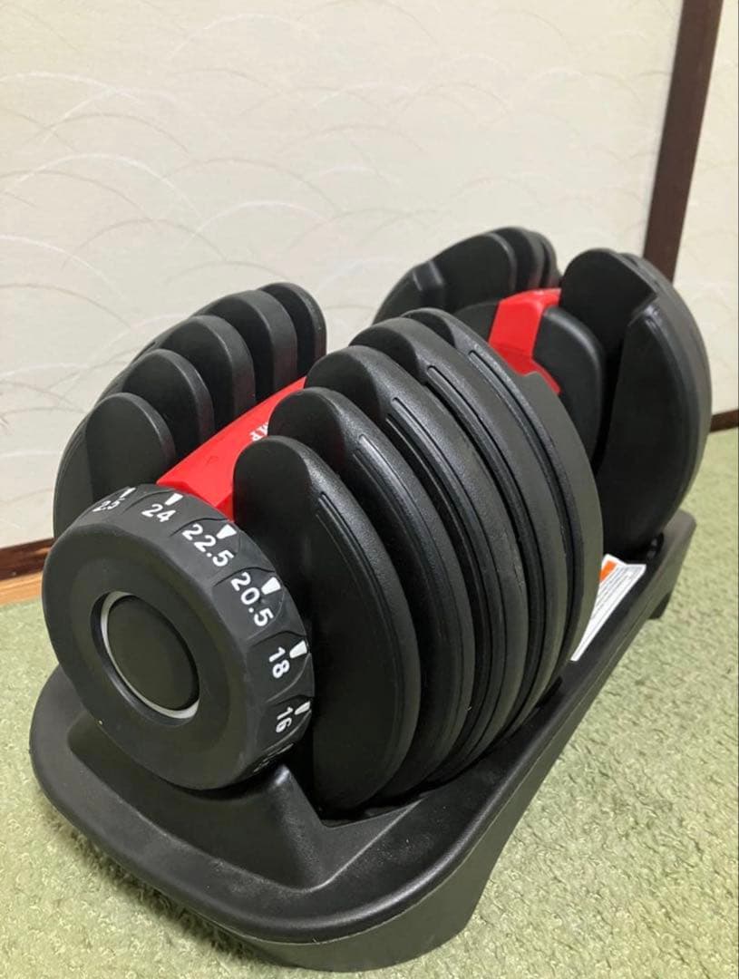 送料込♪美品！最大2.5kg-24kg可変式 ダンベル ダイヤル式♪A