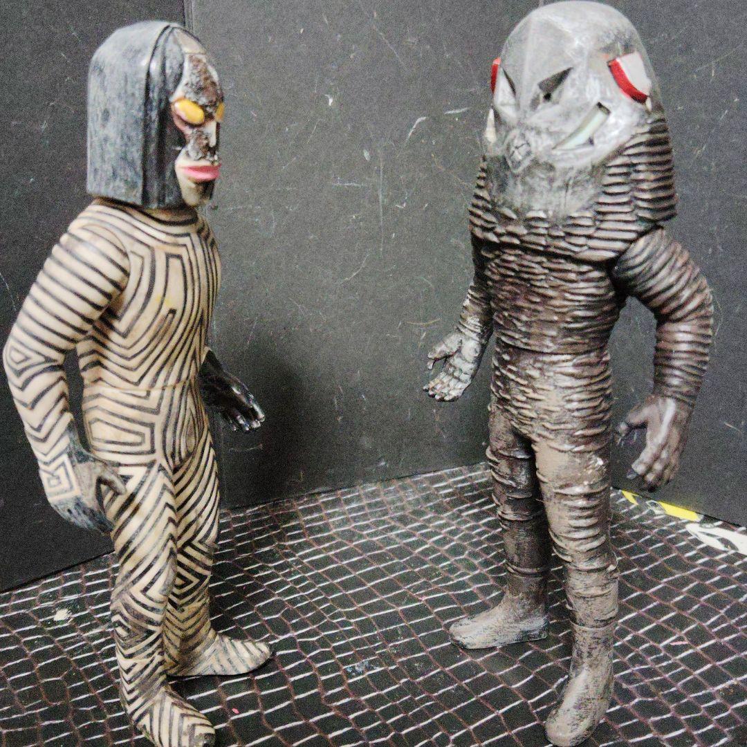 しんウルトラ怪獣旧型絶版ソフビカネゴン.ガラモン.タッコング.初代宇宙人