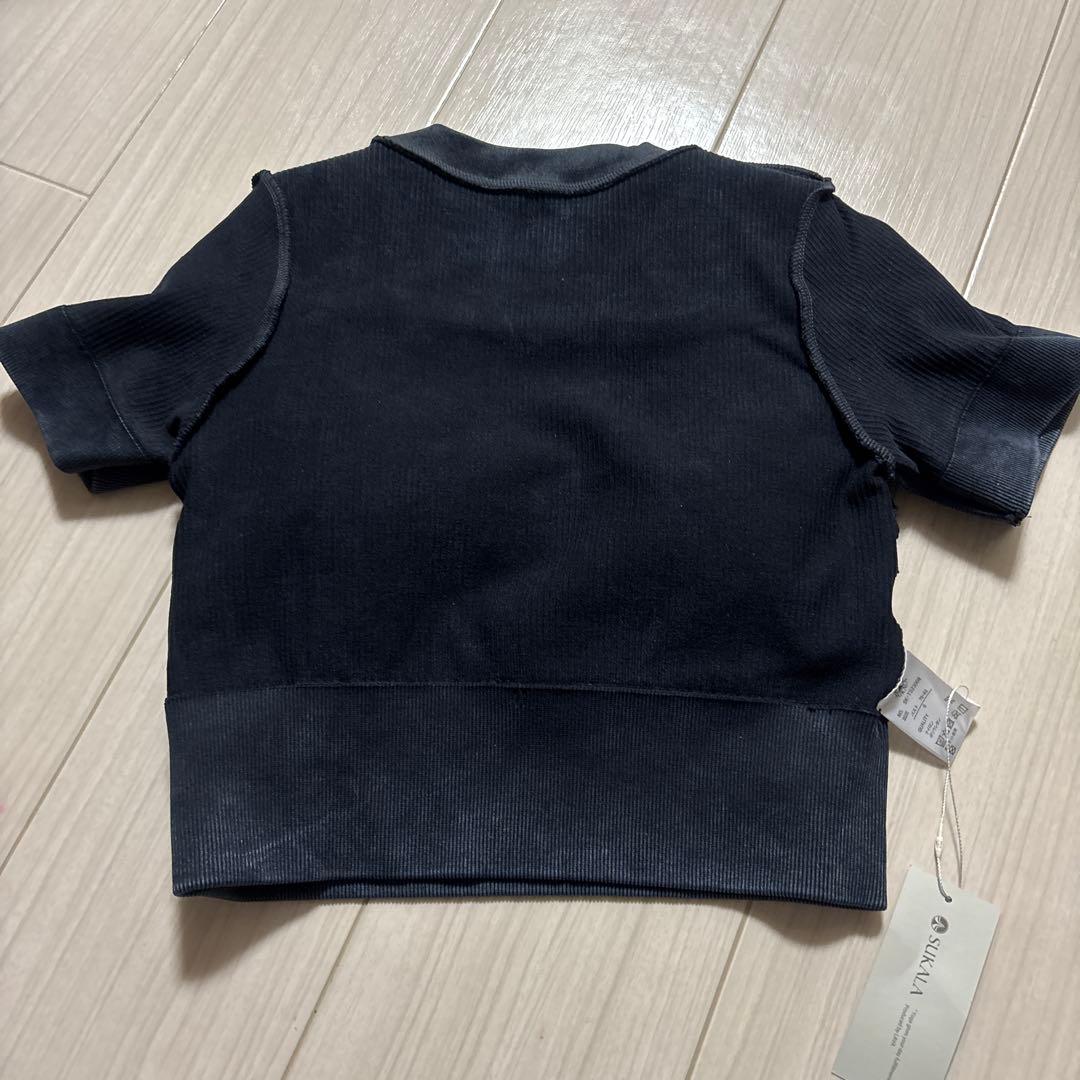 ①【新品】SUKALAリブ編みブラックVネックトップ　Sサイズ