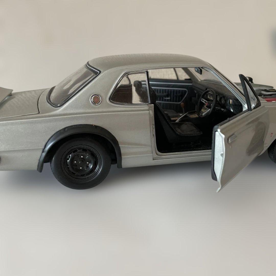 ミニカー　京商　1/18 スカイライン2000GTR