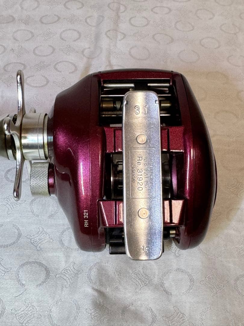 シマノ バンタムスコーピオン メタニウムXT 赤メタ 右ハンドル