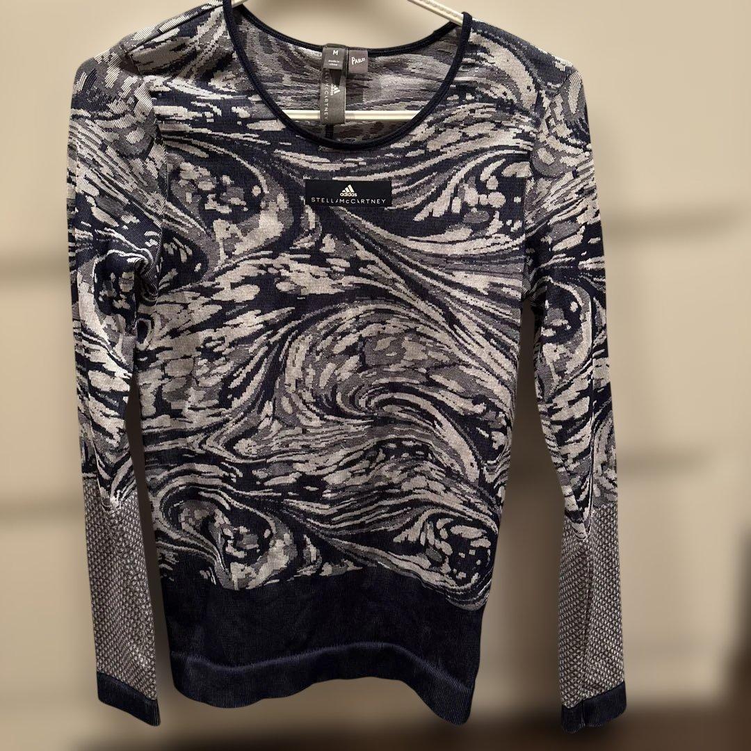 アディダスバイステラマッカートニーロングスリーブ