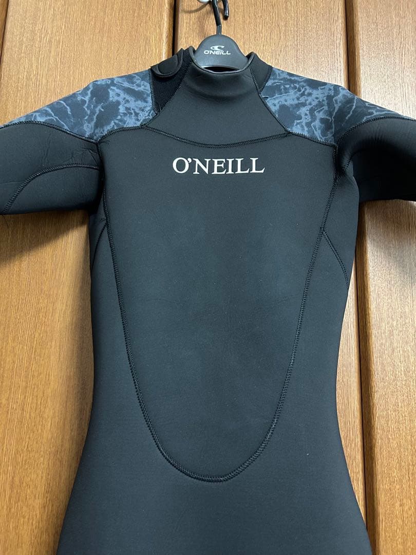 O'NEILL SUPER FREAK ウエットスーツ　シーガル　ＭＬ　美品
