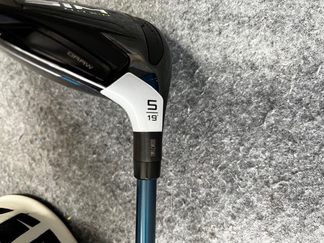 美品　SIM2 MAX-D 5w TaylorMade ヘッドカバー有！