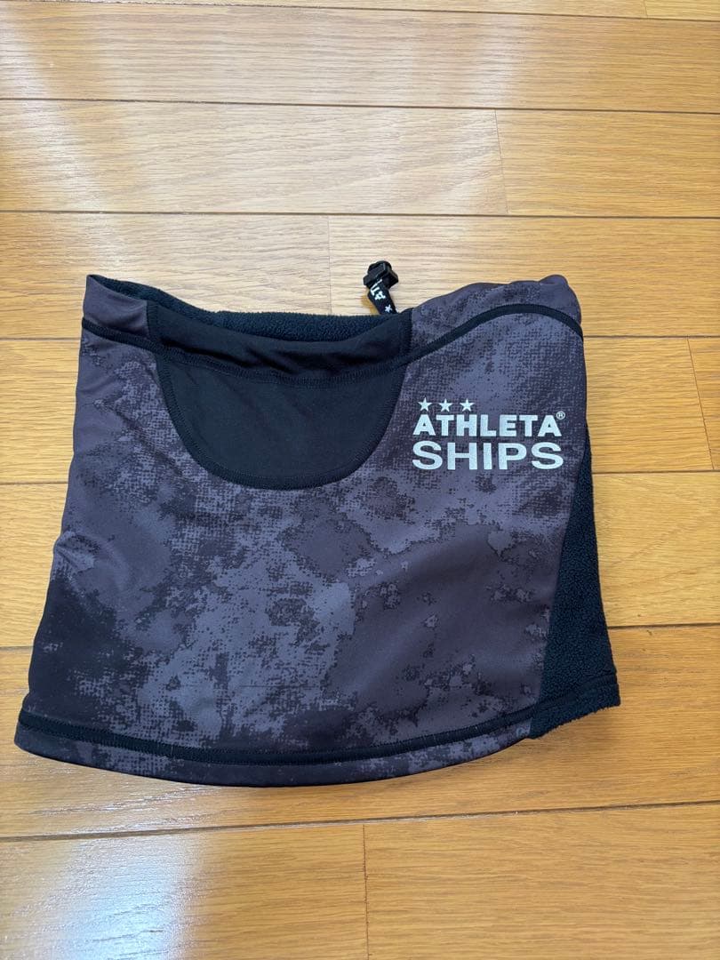 ATHLETA×SHIPSジャージ上下　M（160）　ネックフォーマー付