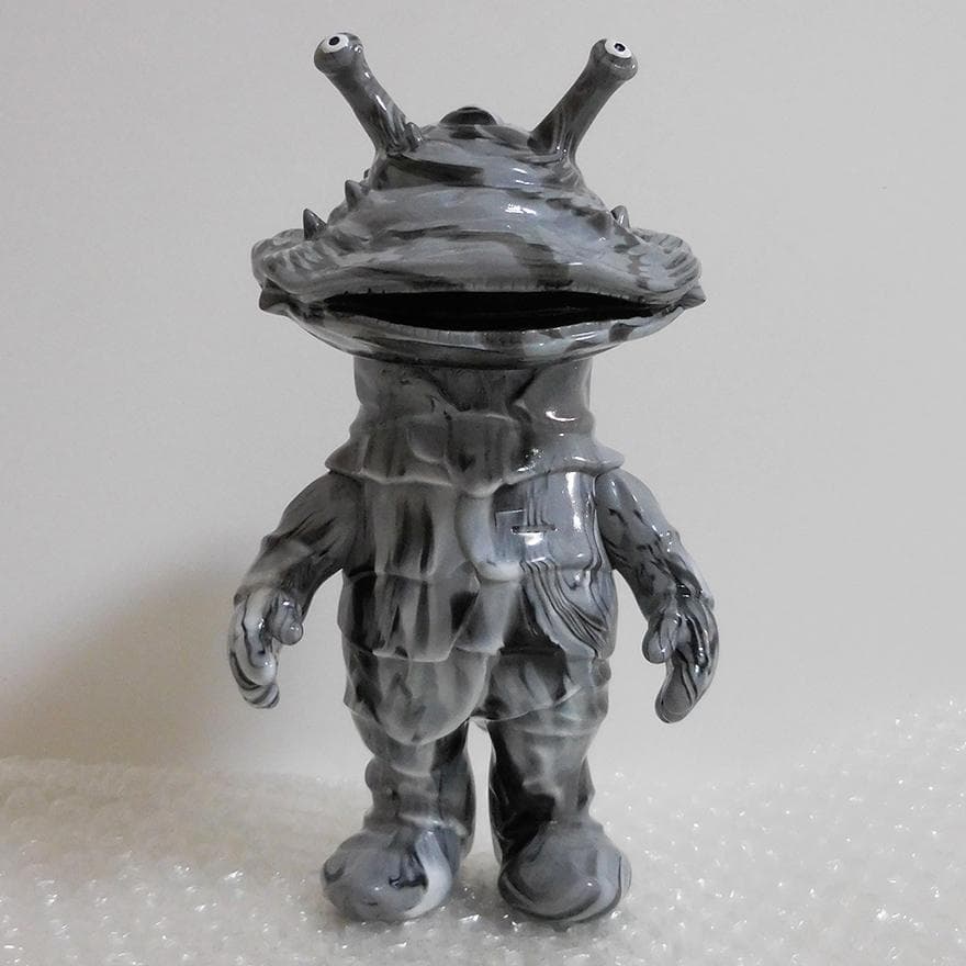 SECRETBASE カネゴン Triple Marble Black ver.