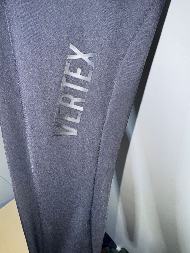 ウェア Vertex London Essence Winter Tights