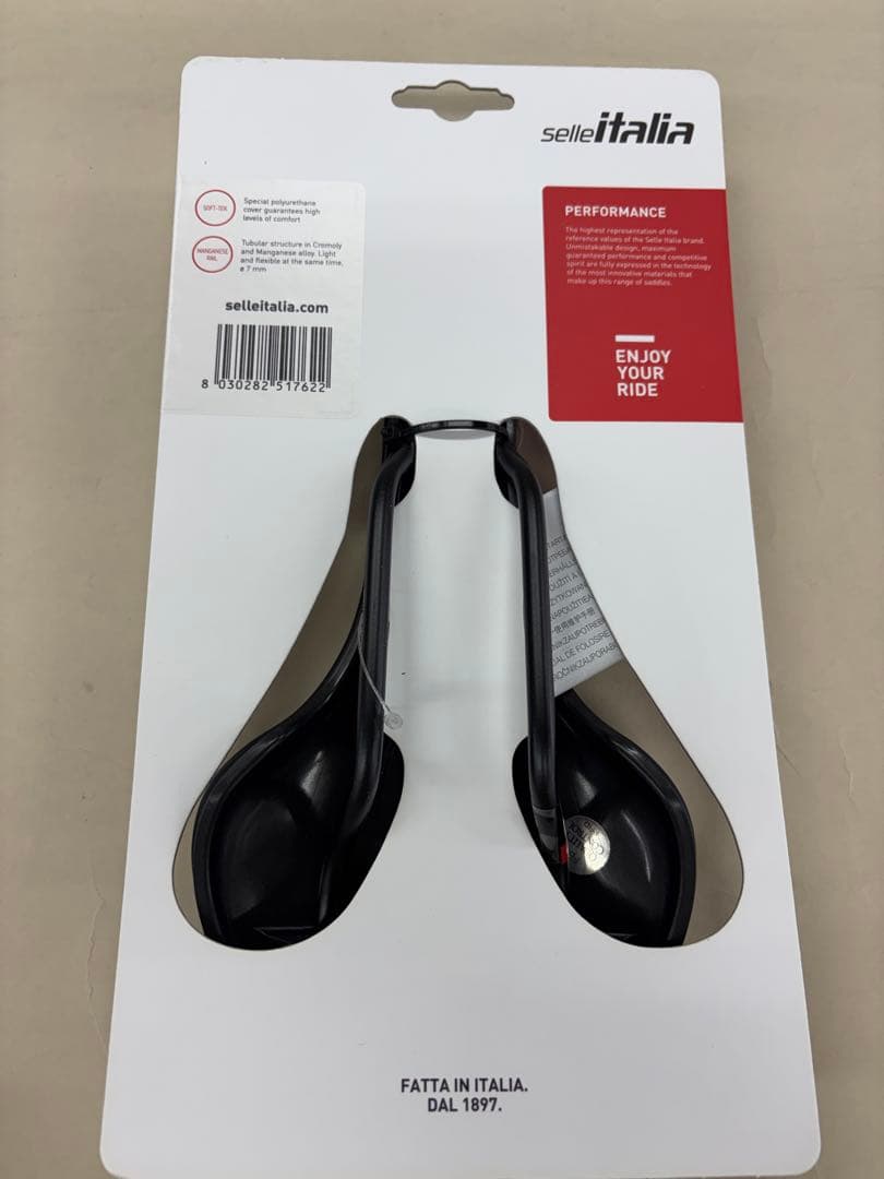335 【新品】 セライタリア FLITE BOOST サドル