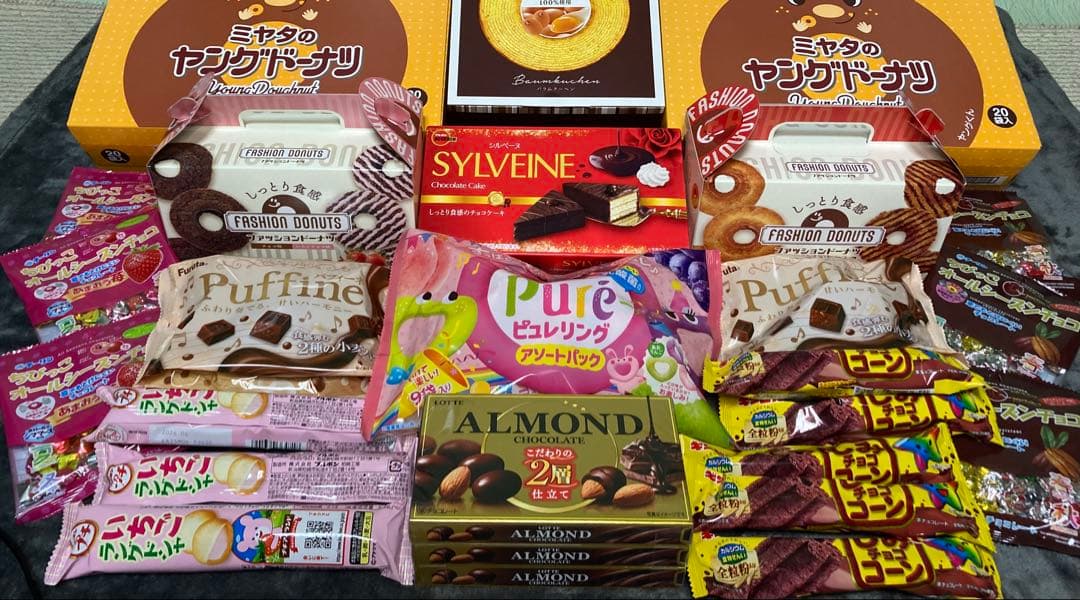 詰め合わせ　大量お菓子セット！② ブラックサンダー、カントリーマアム、ドーナツ他