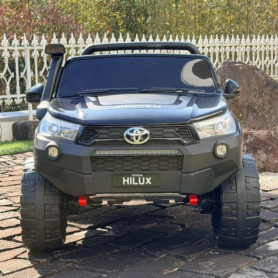 乗用玩具 電動乗用ラジコンカー TOYOTA HILUX RUGGED X