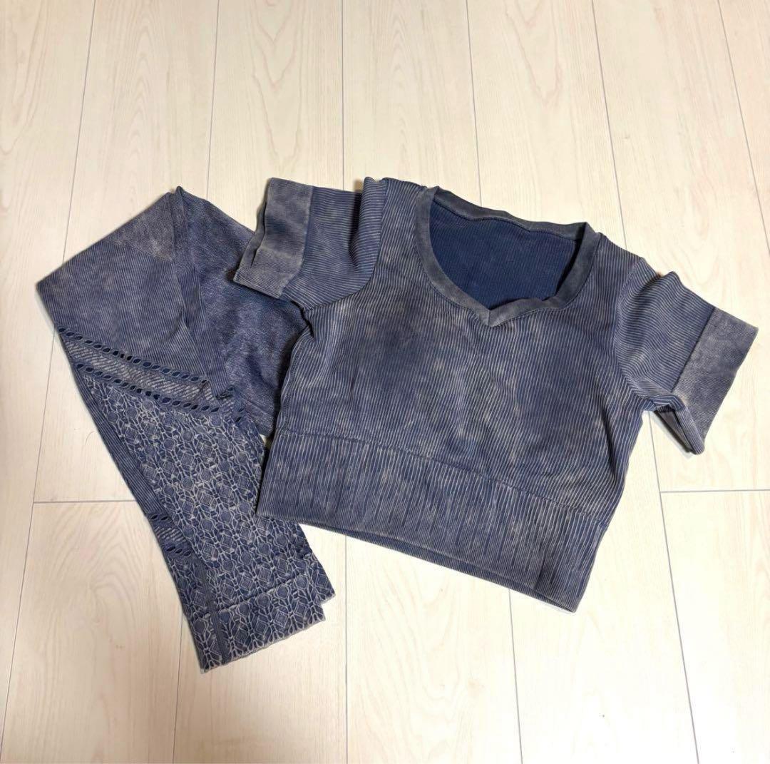 アクティブクロップドトップス＆フィットレギンスセット　sukala ラバ