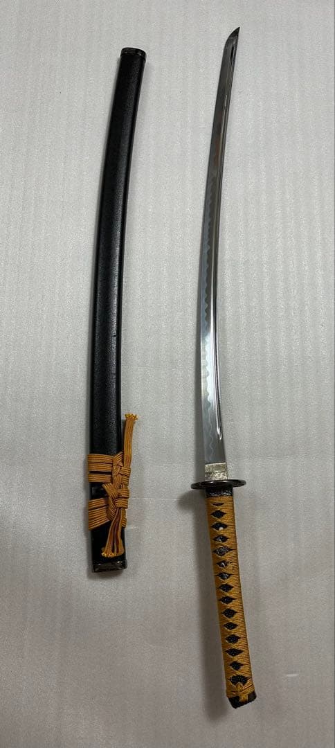 美品模造刀　樋入り刀身 打刀 黑鞘　コスプレ 鞘付き長さ約105cm