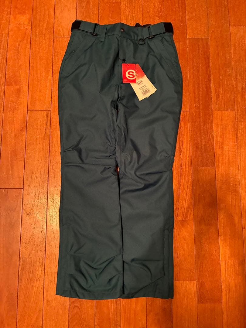 【新品未使用に近い】スノーボードウェアセット女性用★SecretGarden★