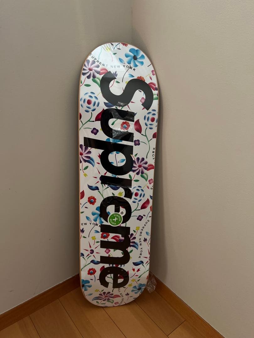 Supreme Airbrushed Floral Skateboard 白