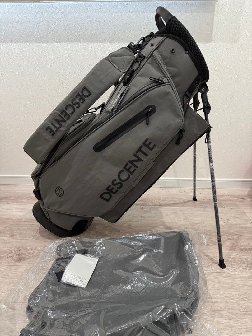 DESCENTE デサント スタンド キャディバッグ DQBXJJ10 未使用品