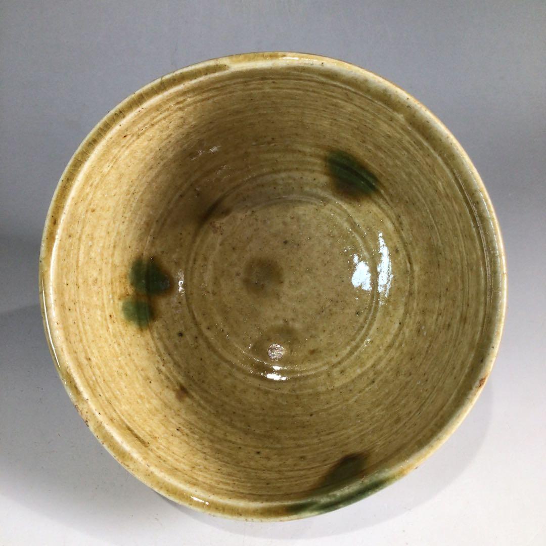 Ｐ２３２　茶箱　『桐木地』『溜塗』『茶碗　棗　茶筅　振出　茶巾筒』　紙箱　茶道具