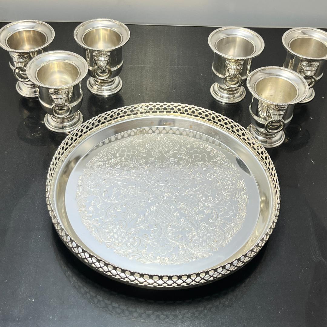 【VINERS】 ライオンのホルダー6個 / 透かしのトレー【シルバープレート】