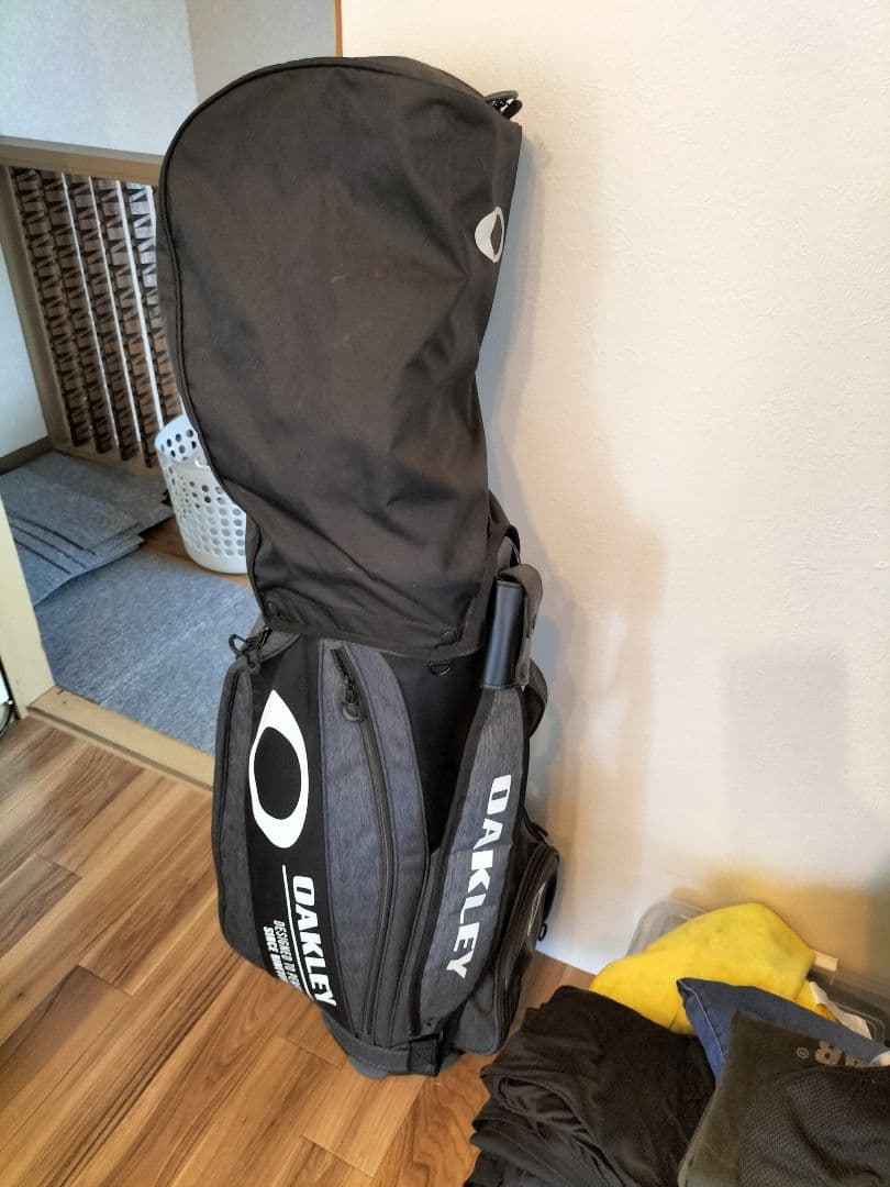 OAKLEY キャディバッグ ブラック/グレー