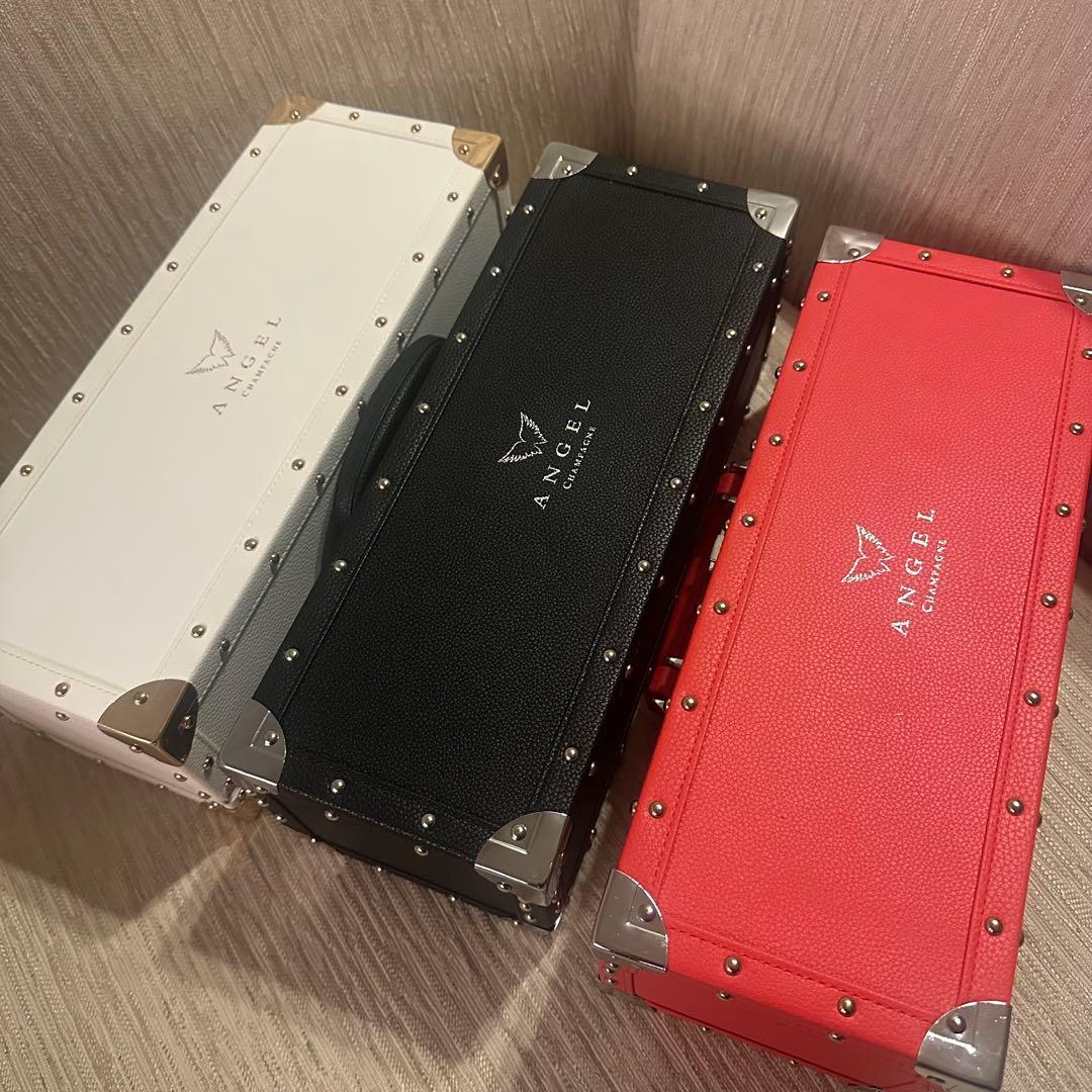 新品未開封 箱付き エンジェルシャンパン ブラック ホワイト レッド 別売り可