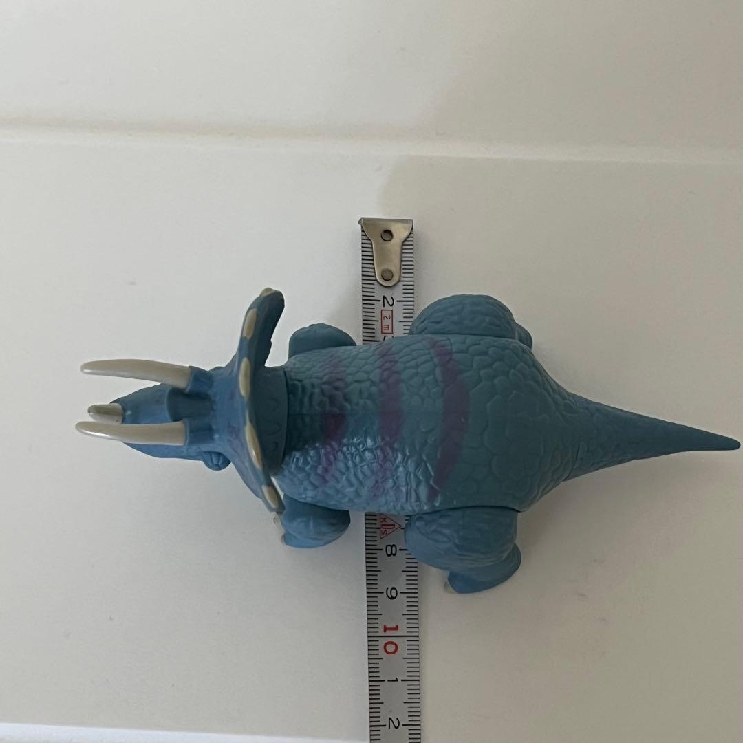 トイストーリー　トリクシー　フィギュア