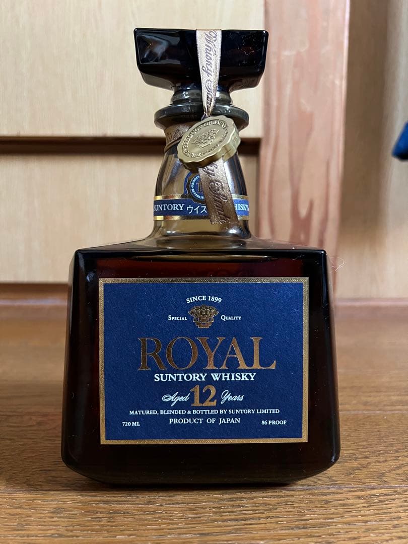 古酒 Suntoryサントリーウイスキー ローヤル プレミアム12年 720ml