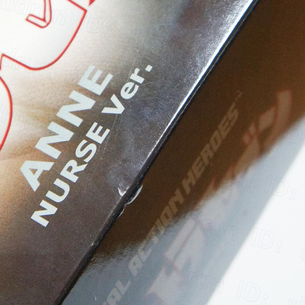 【美品】　RAH　友里アンヌ 隊員　1/6 フィギュア