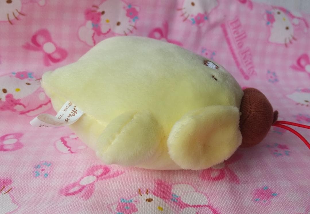 ポムポムプリン　おひげ　マスコット　ぬいぐるみ　牛乳　ミルク