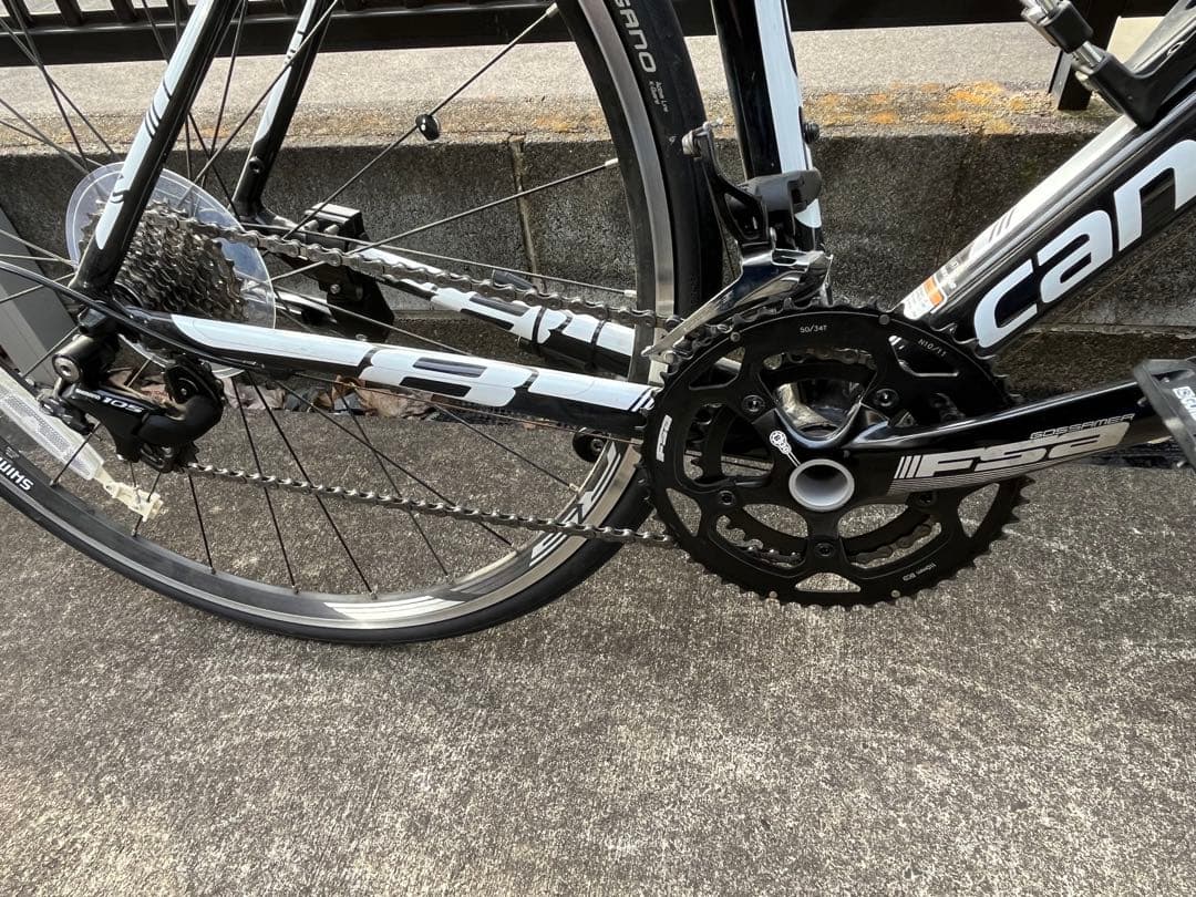 Cannondale ロードバイク　CAAD8 105