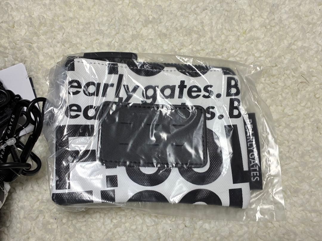 パーリーゲイツ　マルチポーチ