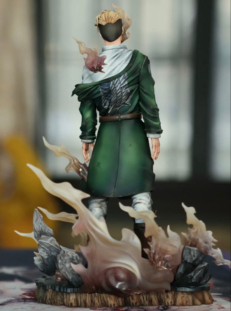 進撃の巨人 ① ポルコ・ガリアード ガレージキット ガレキ スタチュー