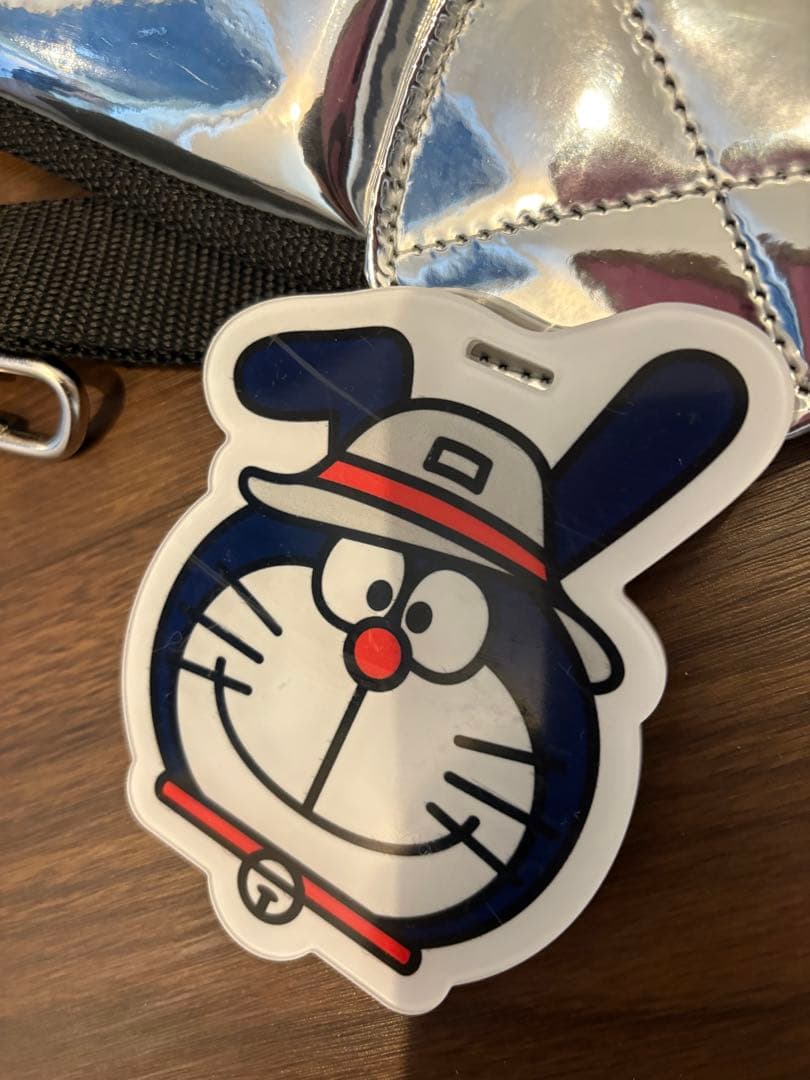 【超美品⭐︎】ドラえもん メタリック キャディバッグ ヘッドカバーつき！
