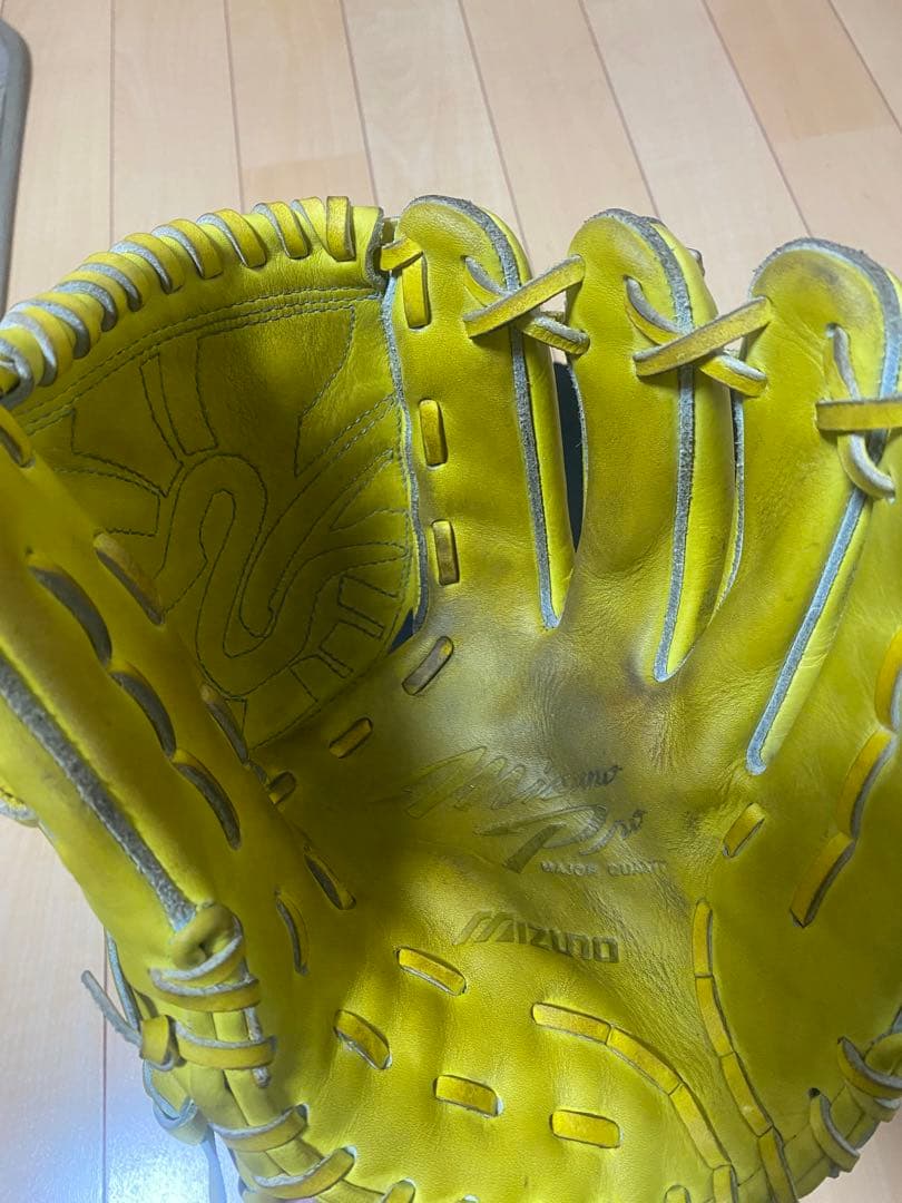 ミズノプロ　軟式　投手用グラブ