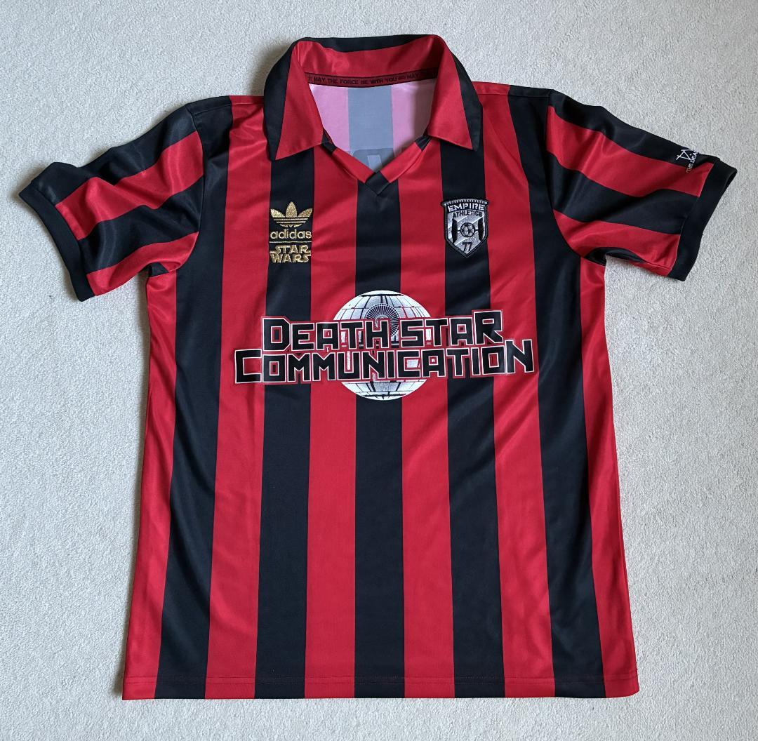 adidas スター・ウォーズ シャツ 赤黒