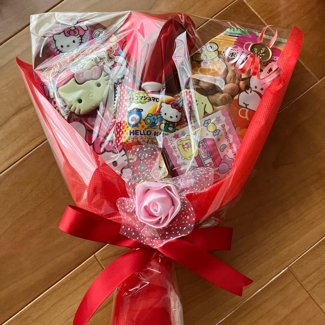 りえ様オーダー品　10束　バルーンブーケ　サンリオ　卒園　卒業