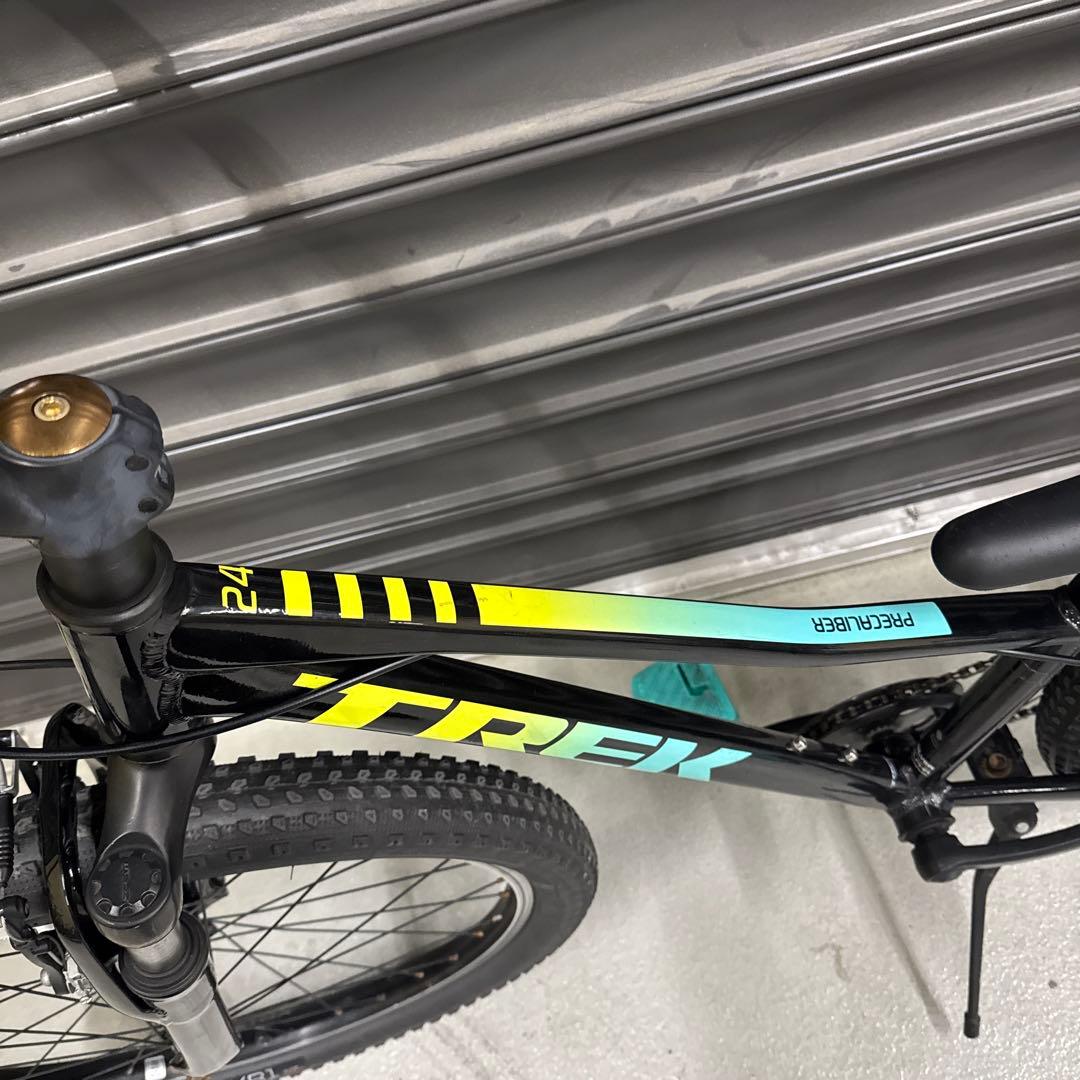 トレック　『PRECALIBER 24』　ブラック