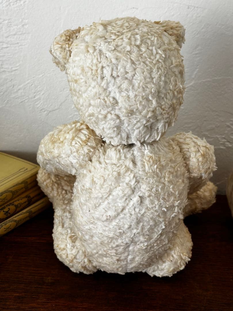 オランダ　蚤の市　クマ　ぬいぐるみ　ベア