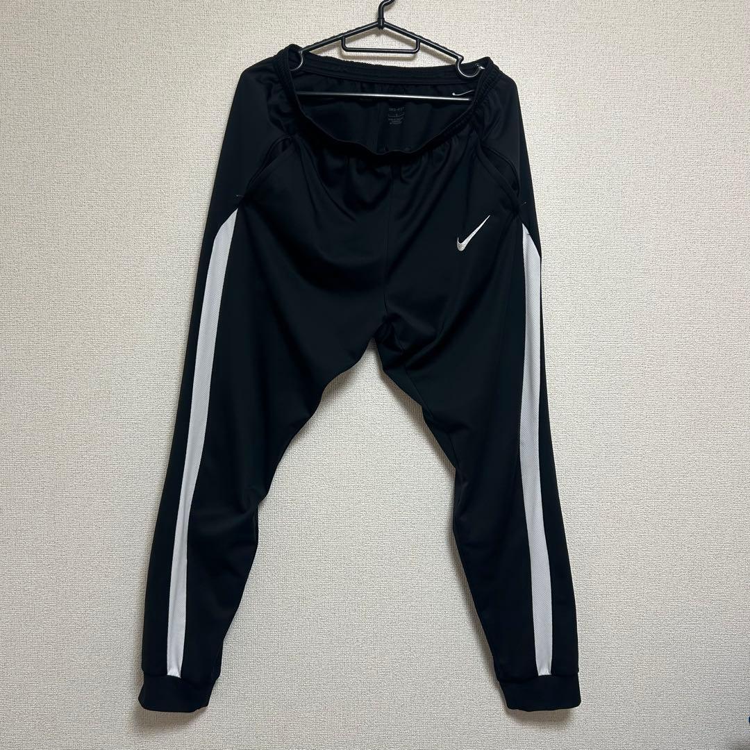 鹿島アントラーズ　ナイキ　移動着ウエア　ジャージ上下セット（エンブレム無し）