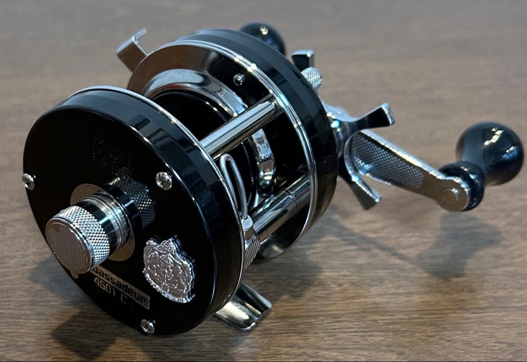 アブガルシア　アンバサダー　4501C ファクトリーチューン ブラック 左巻き