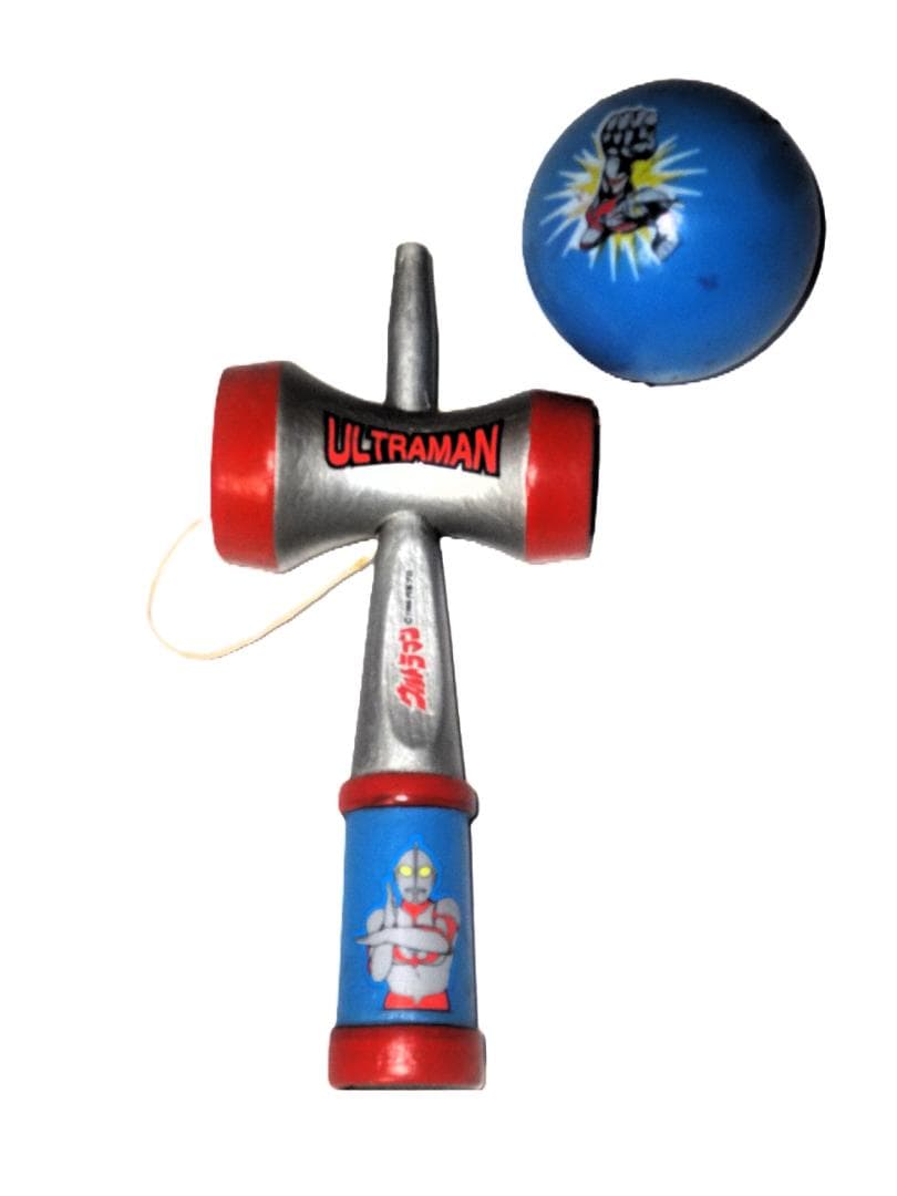 ⑯ウルトラマンけん玉　2016年ウルトラマン放送開始５０周年記念品