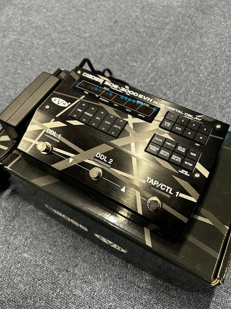 新品同様！BOSS SDE-3000 EVH ボス デジタルディレイ