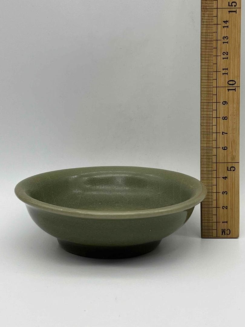 元時代　青磁　龍泉窯茶盞　青磁茶碗 　唐物　古賞物　時代物(D-84)